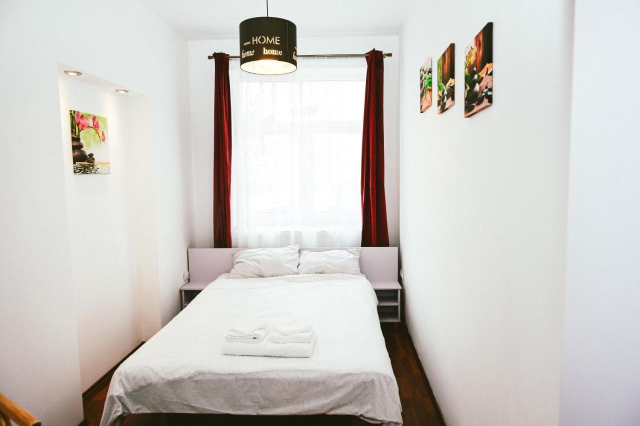 Cozy Apartment Braşov Buitenkant foto
